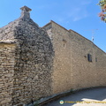 Drystone building and wall