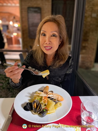 IMG E4034 (2477 visits) IMG E4034