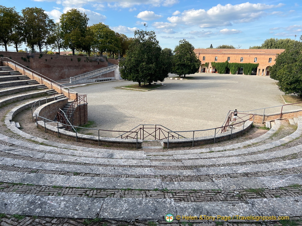 IMG 0215 (1446 visits) IMG 0215