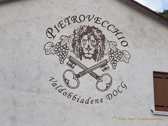 Pietrovecchio winery logo
