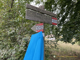 Monte Balcon signpost