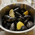 Steamed cozze