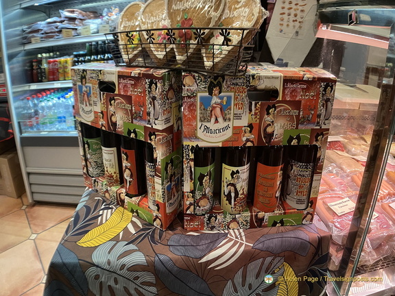 IMG 5818-watermarked (просмотров: 869) IMG 5818-watermarked