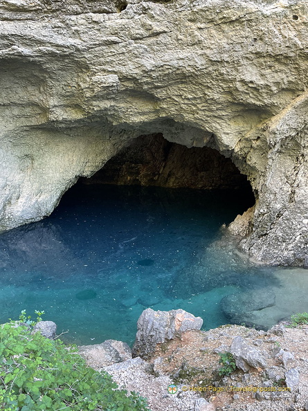 Fontaine-de-Vaucluse IMG 1105-watermarked
