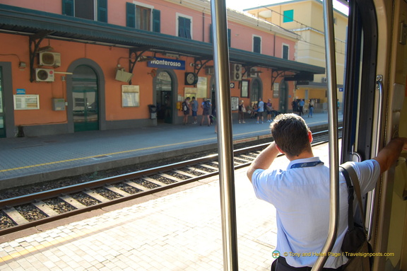 Vernazza-Monterosso DSC 8631-watermarked (704 odwiedzin) Vernazza-Monterosso DSC 8631-watermarked