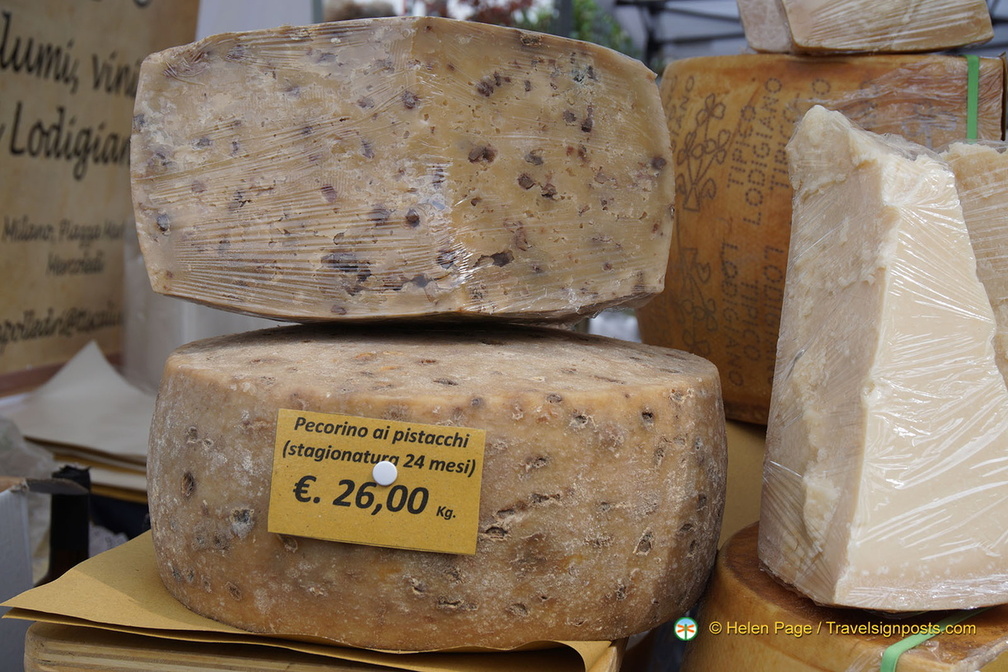 Milan DSC08550-watermarked