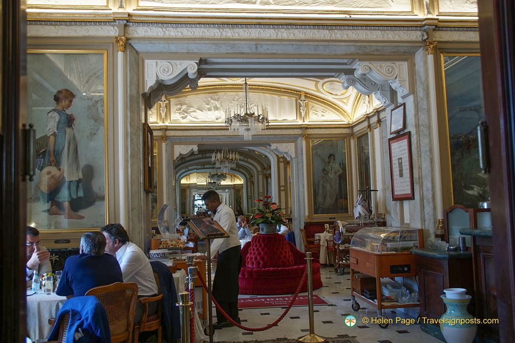 DSC00527-watermarked (595 heimsóknir) DSC00527-watermarked