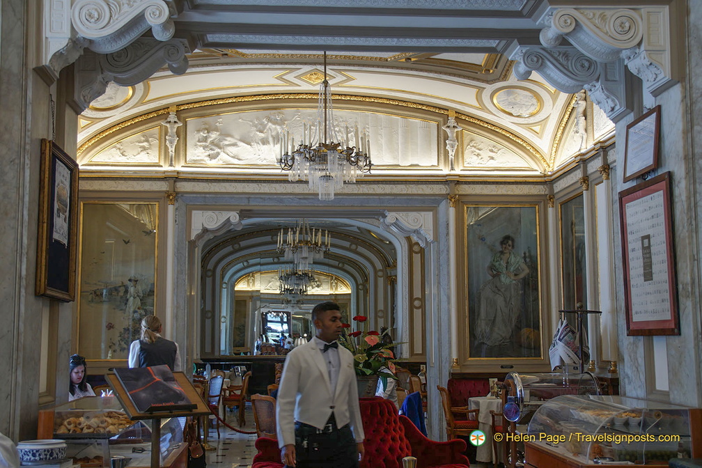 DSC00532-watermarked (622 heimsóknir) DSC00532-watermarked