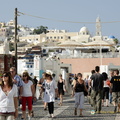 Busy streets of Fira