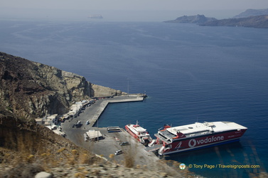View down to Santorini-Port 