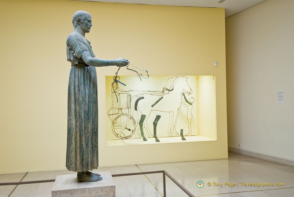 Delphi Museum AJP 3210-watermarked