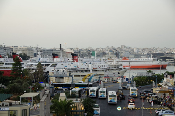 Santorini-Ferry AJP 5894-watermarked