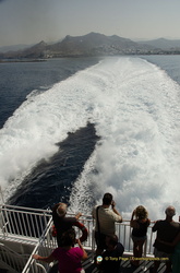 Santorini-Ferry AJP 5938-watermarked