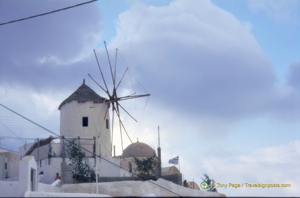 Santorini 1 028 greece-topaz