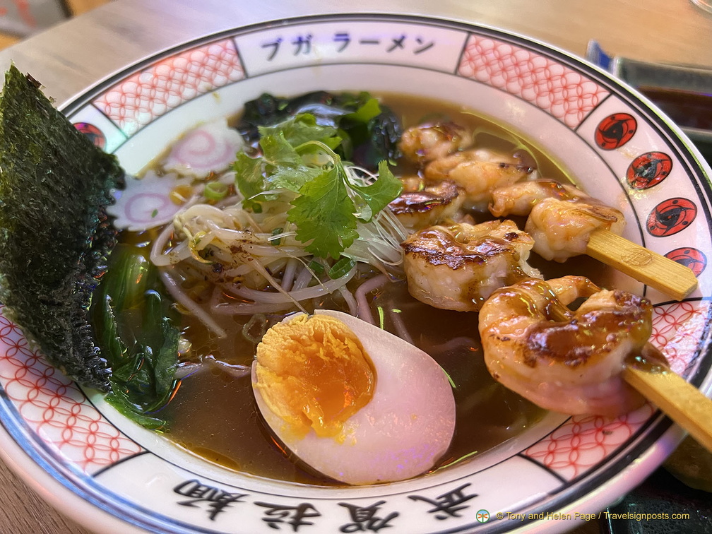 Prawn ramen