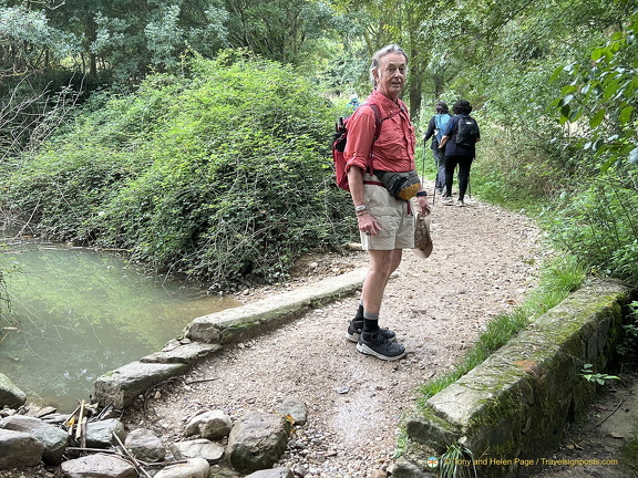 On the road to Puenta la Reina