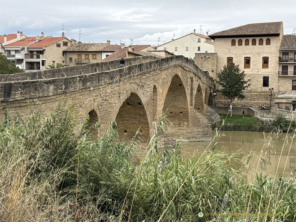 Six-arched Romanesque bridge