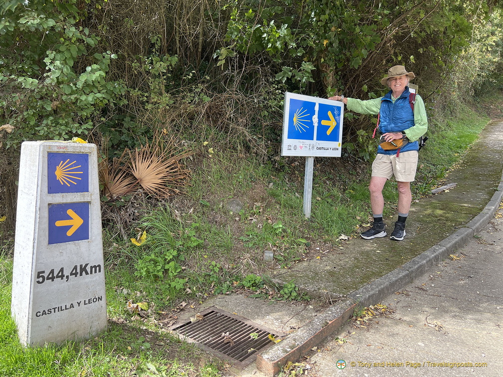 Castilla y Leon signpost 
