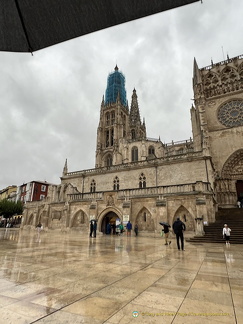 Plaza del Rey San Fernando