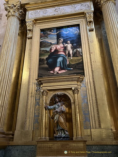 Chapel of the Presentation's Gold retablo