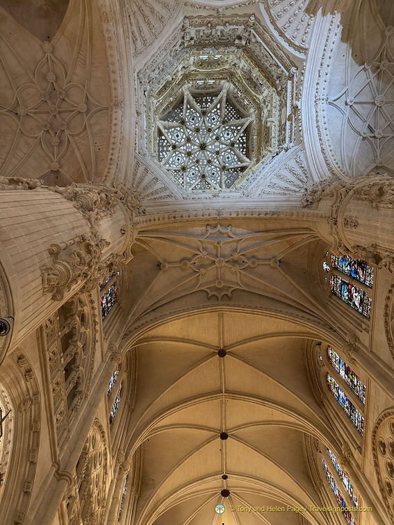 Star-shaped skylight