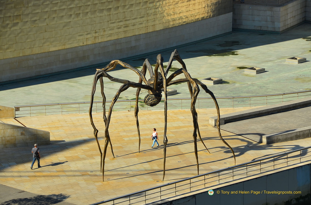 Guggenheim-Bilbao AJP2925