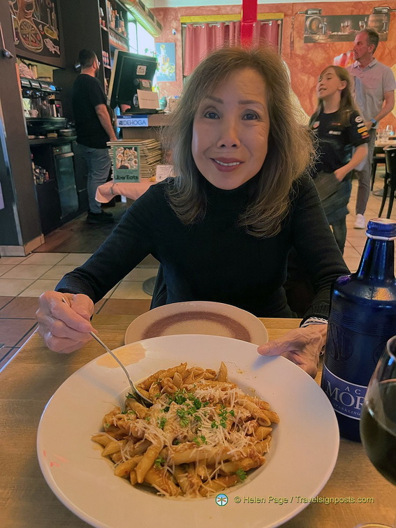 Freiburg IMG 7445 topaz (445 بازدید) Freiburg IMG 7445 topaz