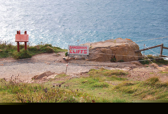 Lands-End-Cornwall DSC 2221