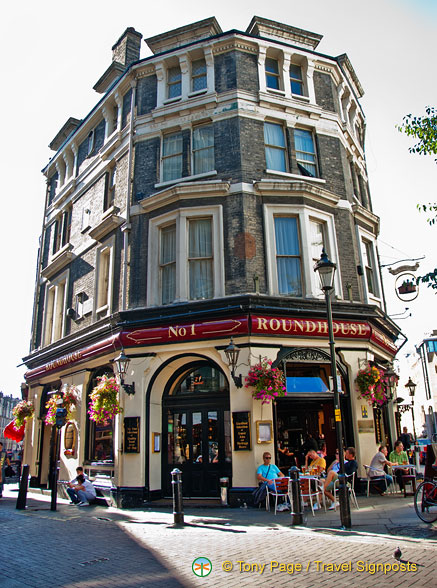 Roundhouse-London-Pub_AJP3085.jpg
