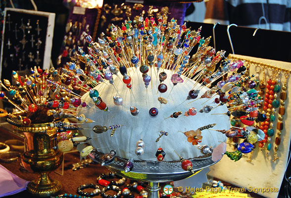 Decorative pins