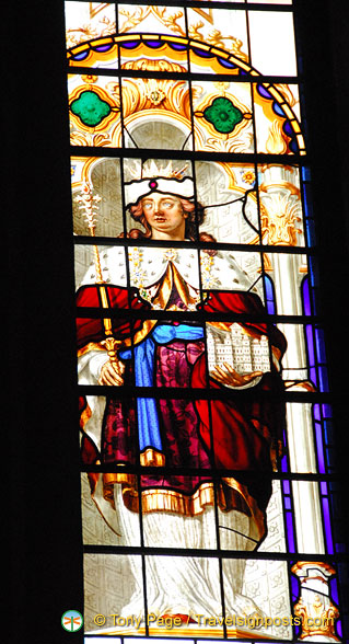 York-Minster-Stained-Glass-King-Solomon_AJP6241.jpg