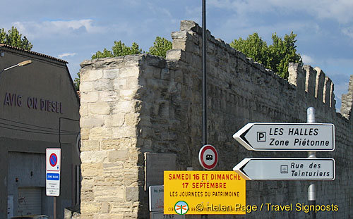 Avignon-city-wall_France_Helen_0895.jpg