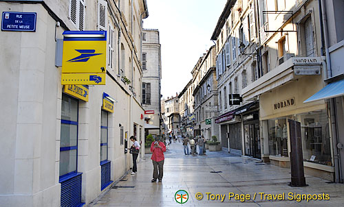 Post-office_France_Avignon_0095.jpg