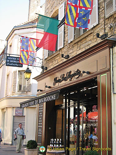 Beaune-wine-shop_France_Helen_0467.jpg