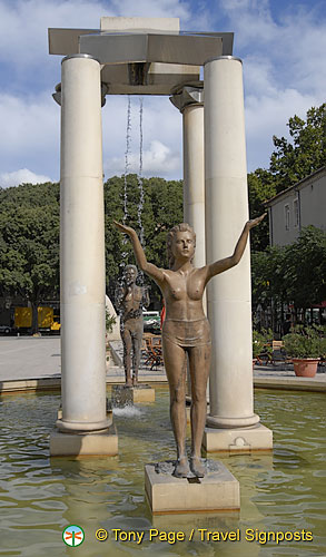 France Nimes0012 (715 visits) France Nimes0012