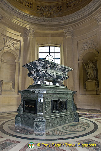 Paris (1132 visits) Paris