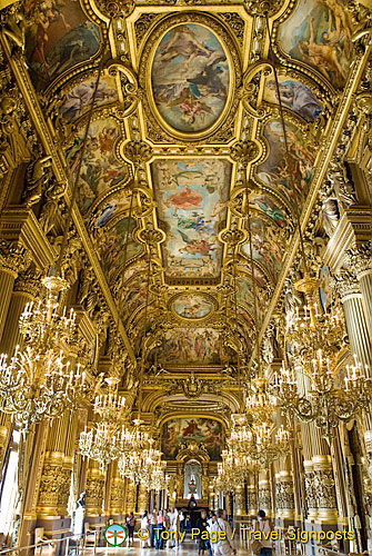 Palais-Garnier_Paris_France_0274.jpg