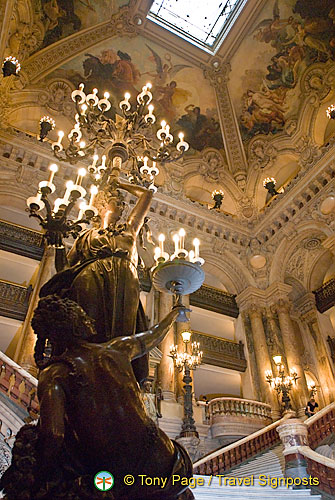 Palais-Garnier_Paris_France_0299.jpg