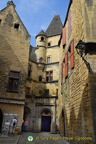 Sarlat-la-Caneda (959 visits) Sarlat-la-Caneda
