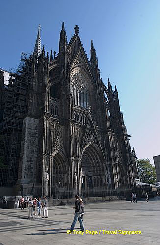 cologne-cathedral_DSC2977.jpg
