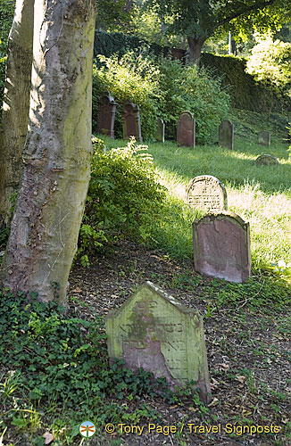Jewish-Cemetery-Miltenberg_DSC_3367.jpg