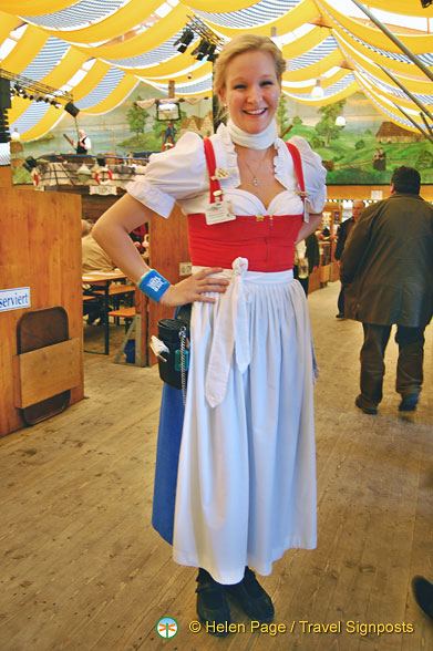 Fischer-Vroni-Oktoberfest-tent_DSC_4415.jpg
