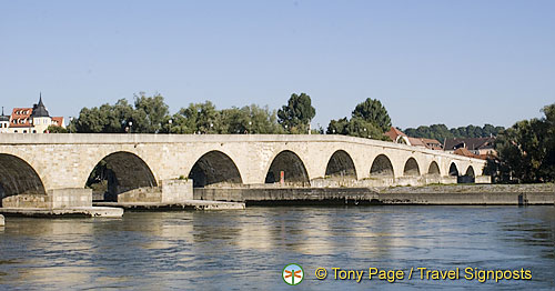 old-stone-bridge_DSC0004.jpg