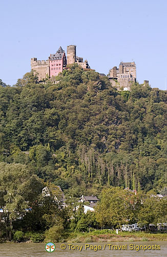 schonburg_castle_DSC3160.jpg