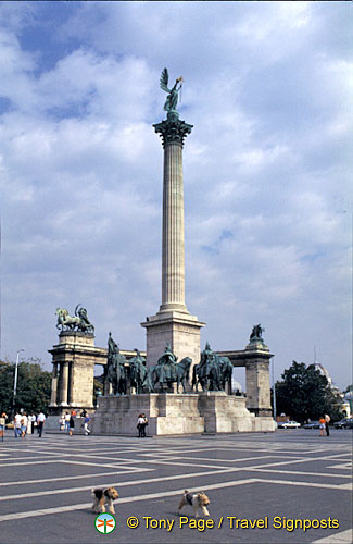 millennium_monument_budapest_1_026_hungary.jpg