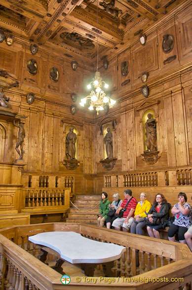 bologna-anatomical-theatre_AJP8658.jpg