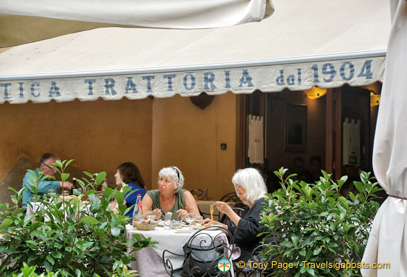 cortona-restaurants_AJP8100.jpg