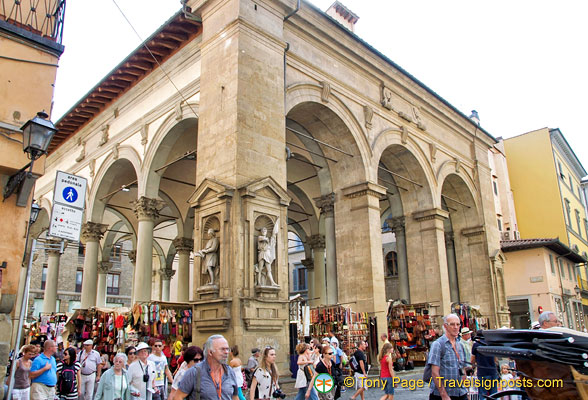 Loggia del Porcellino 