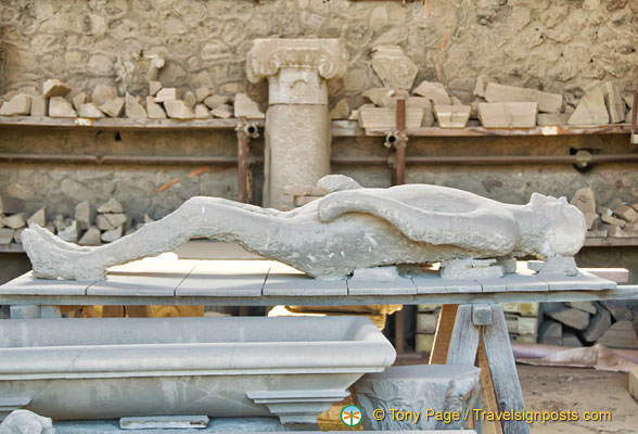 pompeii-victim_AJP7278.jpg