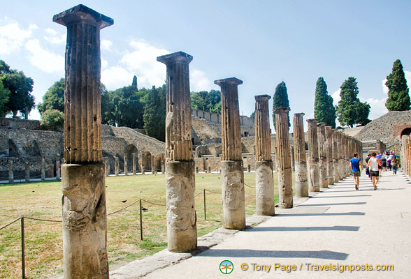 pompeii_AJP7240.jpg